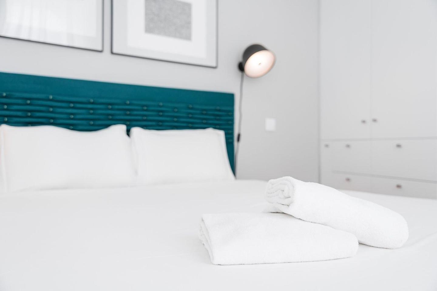 Guestready - Colorful Apt Near Agosto Station Πόρτο Εξωτερικό φωτογραφία