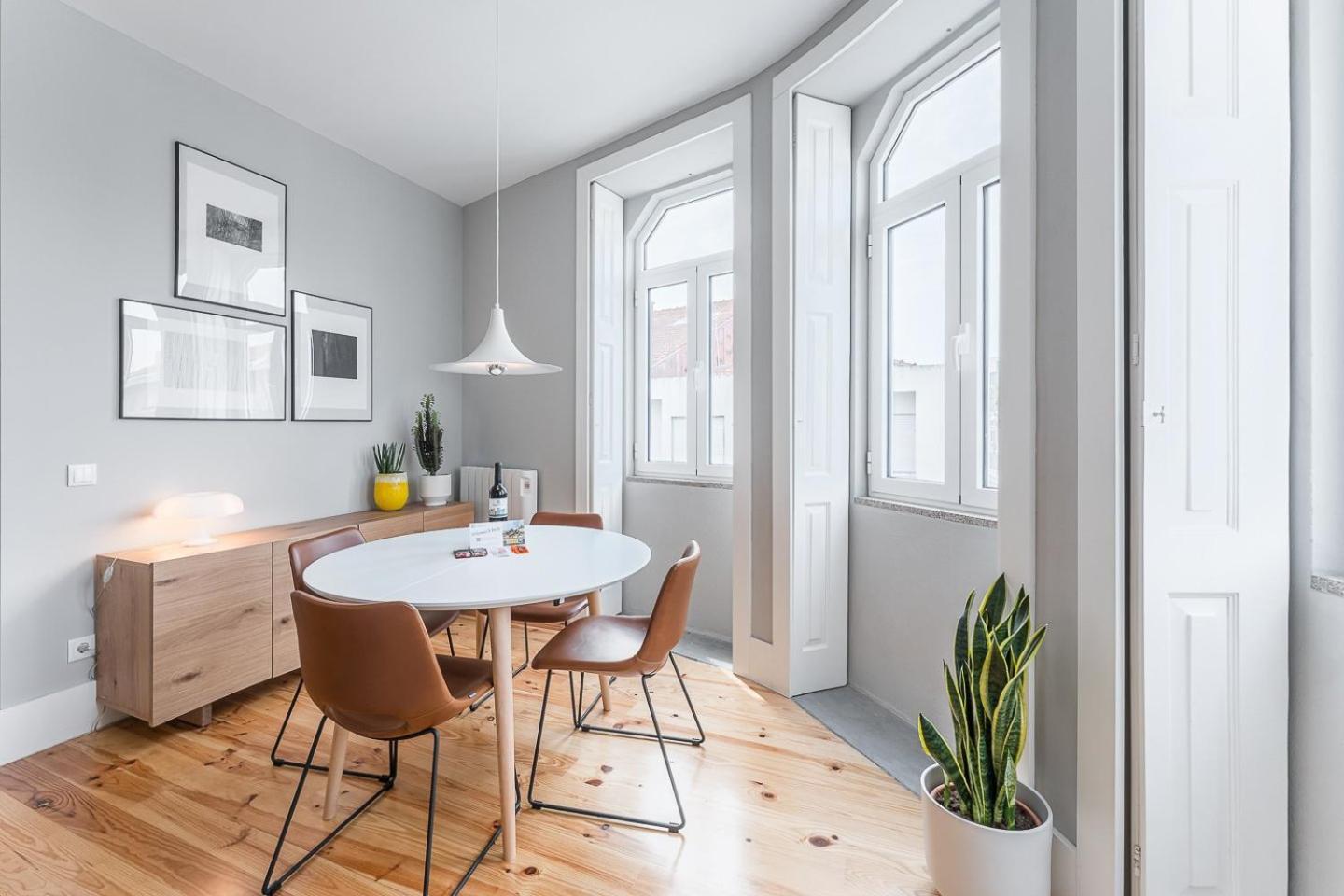 Guestready - Colorful Apt Near Agosto Station Πόρτο Εξωτερικό φωτογραφία